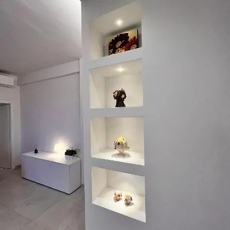 Luce לינה וארוחת בוקר בולוניה